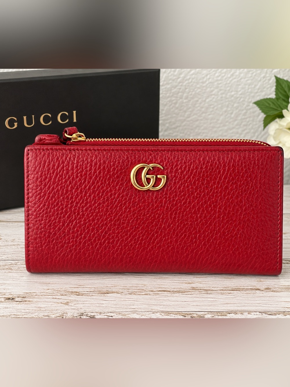 Gucci GG Marmont Red Pebbled Leather Compact Wallet Gold Logo